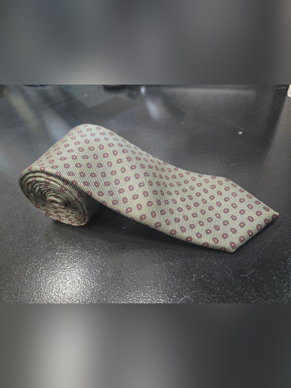 Roots Foulard Italian Silk 40z Tie